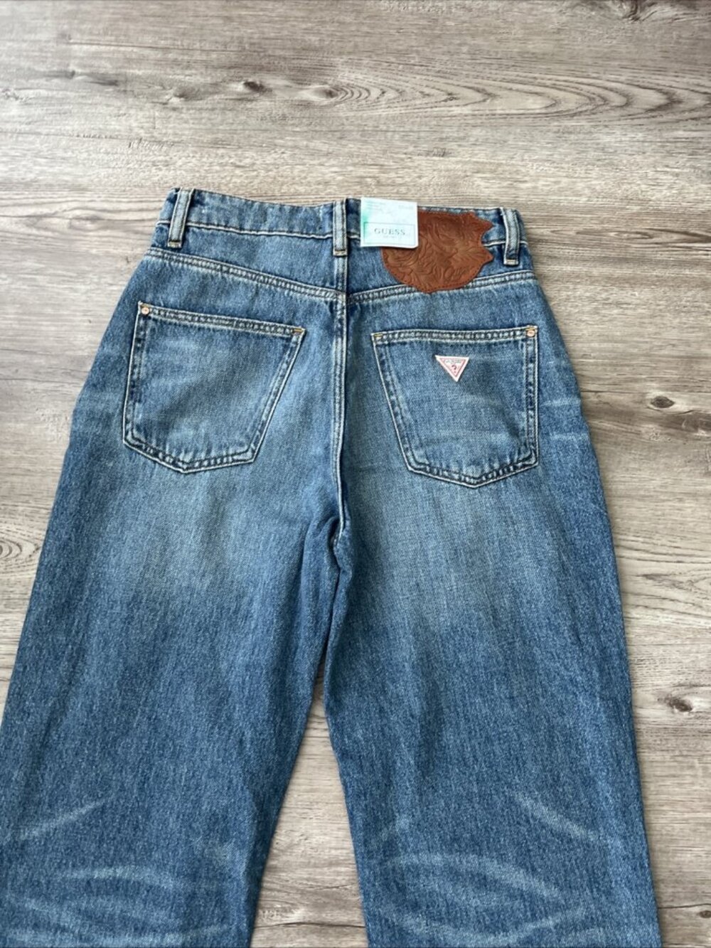 NWT Guess Straight High 80s Straight Jeans Womens 25 Medium Wash High Rise - Picture 14 of 16